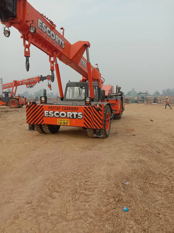 Crane Rental Image